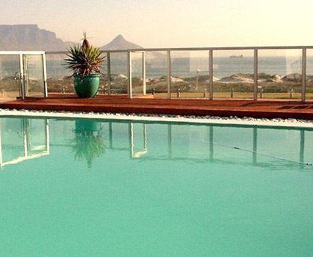 Blouberg Beachfront Accommodation Блуберґстранд Екстер'єр фото