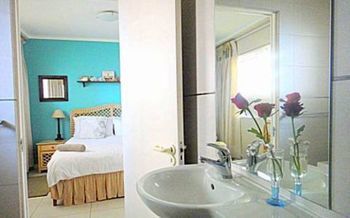 Blouberg Beachfront Accommodation Блуберґстранд Екстер'єр фото